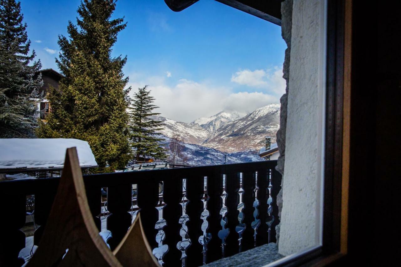 Nellali Villa Гресан Екстериор снимка